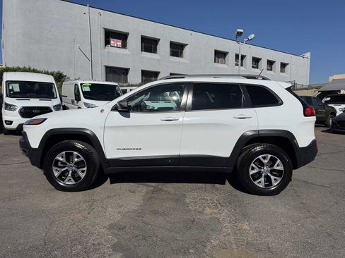 Used 2014 Jeep Cherokee Trailhawk w/ Technology Group image 7