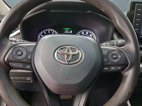 Used 2021 Toyota RAV4 XLE w/ Convenience Package image 15