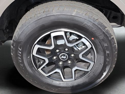 New 2026 Ford Bronco Outer Banks AWD/4WD image 28