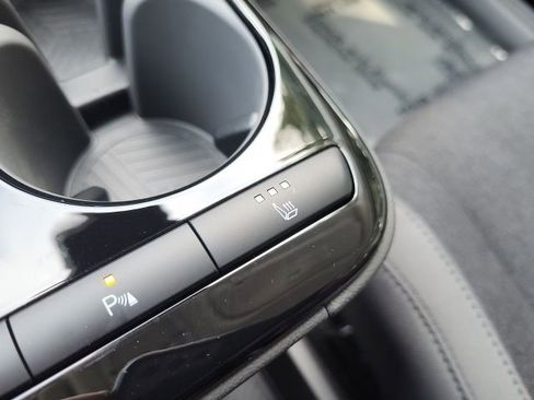 New 2025 Hyundai Ioniq 5 SE image 23