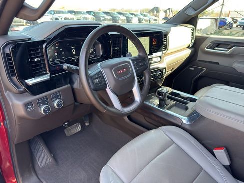 Used 2025 GMC Sierra 1500 SLT w/ SLT Premium Plus Package image 9