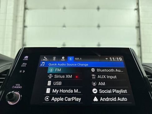Used 2024 Honda Odyssey Sport image 27