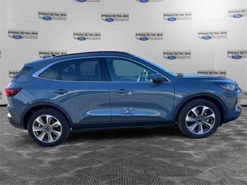 Certified 2023 Ford Escape Platinum w/ Premium Technology Package image 6