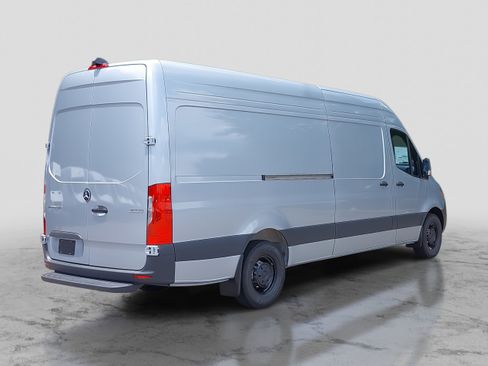 New 2025 Mercedes-Benz Sprinter 2500 image 5