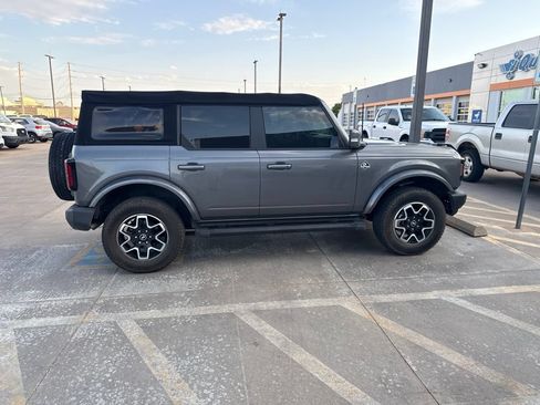 Used 2022 Ford Bronco Outer Banks AWD/4WD image 5