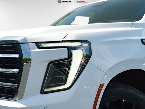 New 2026 GMC Yukon XL Elevation w/ Elevation Premium Package AWD/4WD image 3