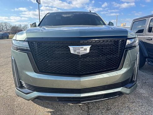 Certified 2024 Cadillac Escalade Sport Platinum w/ LPO, ONYX Package image 2