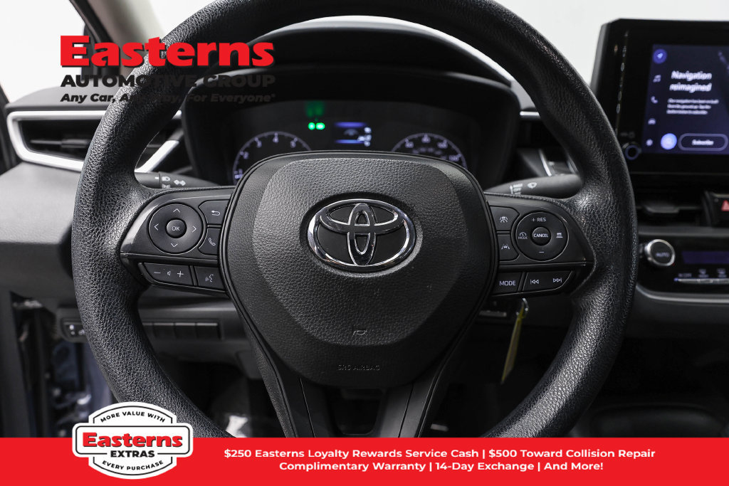 Used 2024 Toyota Corolla LE FWD image 11