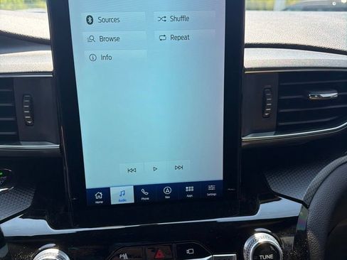 Used 2021 Ford Explorer ST w/ Equipment Group 401A AWD/4WD image 10