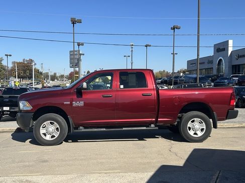 Used 2018 RAM 3500 Tradesman w/ Popular Equipment Group image 9