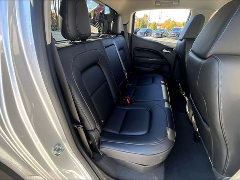 Used 2019 Chevrolet Colorado ZR2 w/ Colorado ZR2 Bison Edition image 19