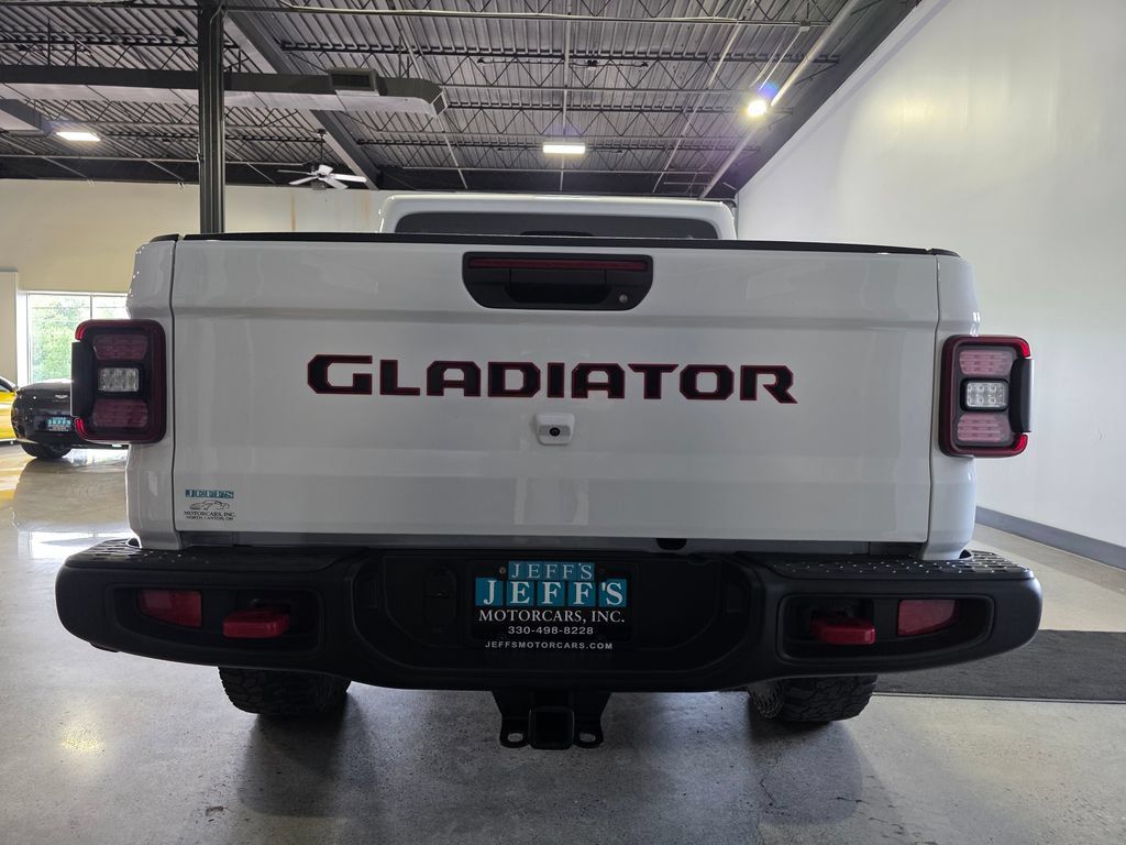 Used 2023 Jeep Gladiator Rubicon w/ LED Lighting Group AWD/4WD image 5