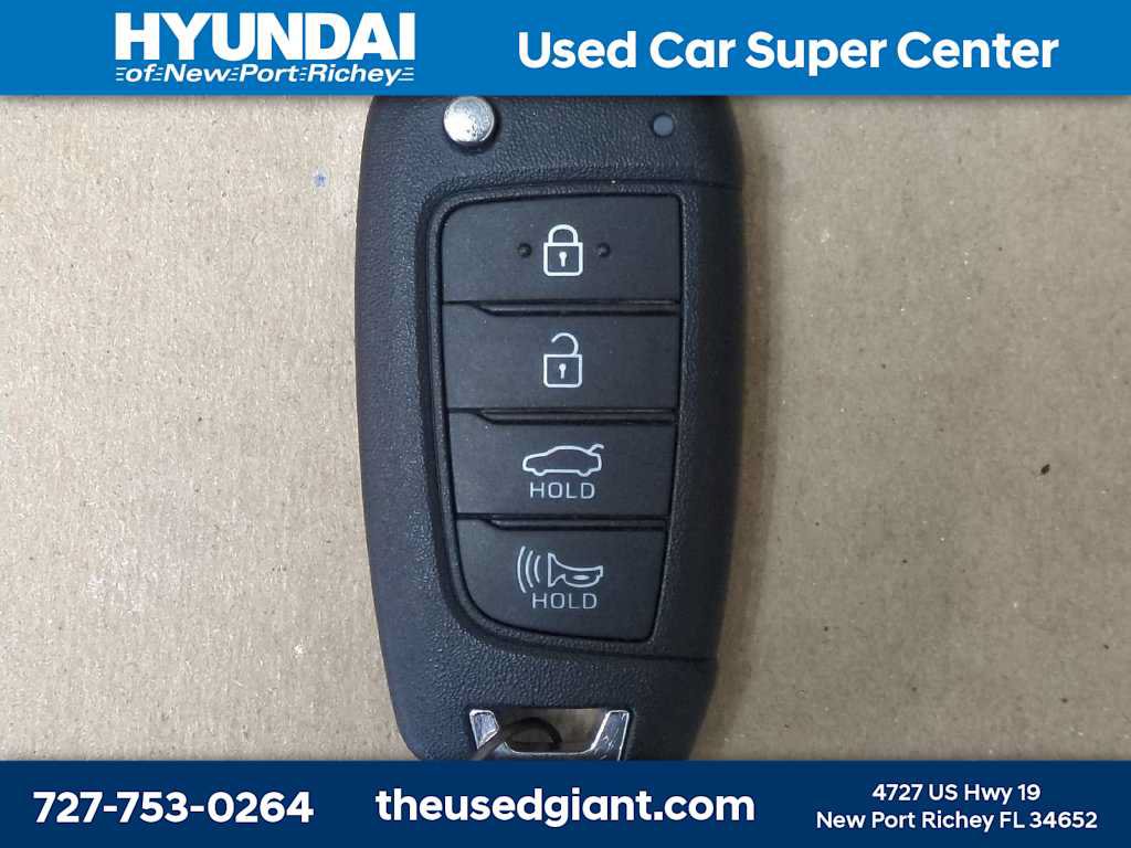 Certified 2026 Hyundai Elantra SE FWD image 28