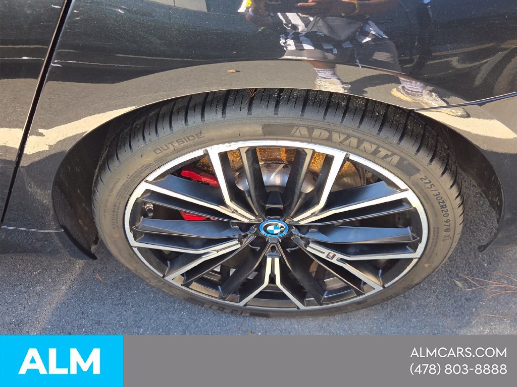 Used 2023 BMW 530e w/ M Sport Package RWD image 13