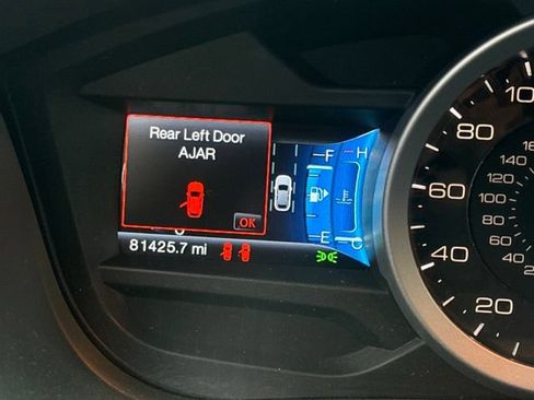 Used 2015 Ford Explorer Limited w/ Equipment Group 302A AWD/4WD image 7