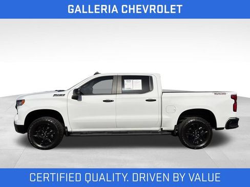 Used 2026 Chevrolet Silverado 1500 LT Trail Boss w/ LPO, Dark Essentials Package AWD/4WD image 4