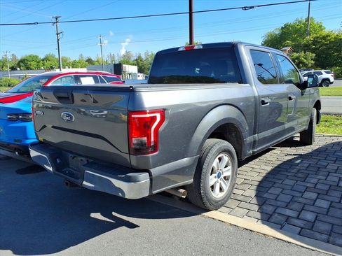 Used 2017 Ford F150 XLT RWD image 4