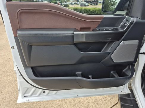 Used 2022 Ford F150 Lariat AWD/4WD image 15