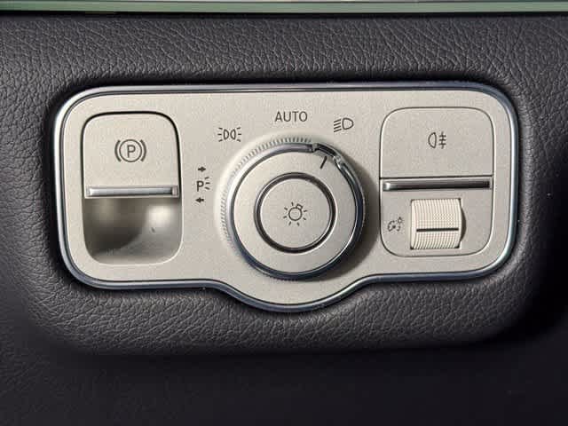 Used 2021 Mercedes-Benz GLE 350 4MATIC image 31