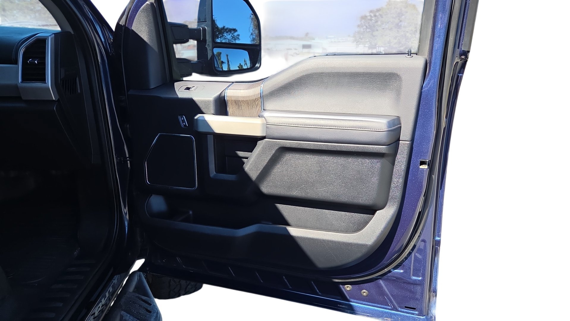 Used 2020 Ford F250 Lariat AWD/4WD image 10