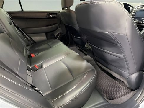 Used 2019 Subaru Outback 2.5i Limited image 35