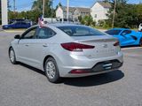 Used 2019 Hyundai Elantra SE image 3