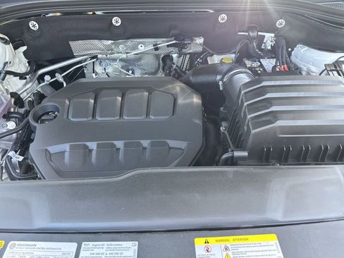 New 2026 Volkswagen Atlas Peak Edition AWD/4WD image 13