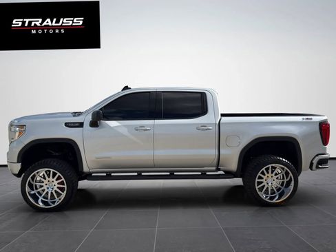 Used 2020 GMC Sierra 1500 Elevation w/ Elevation Value Package image 6