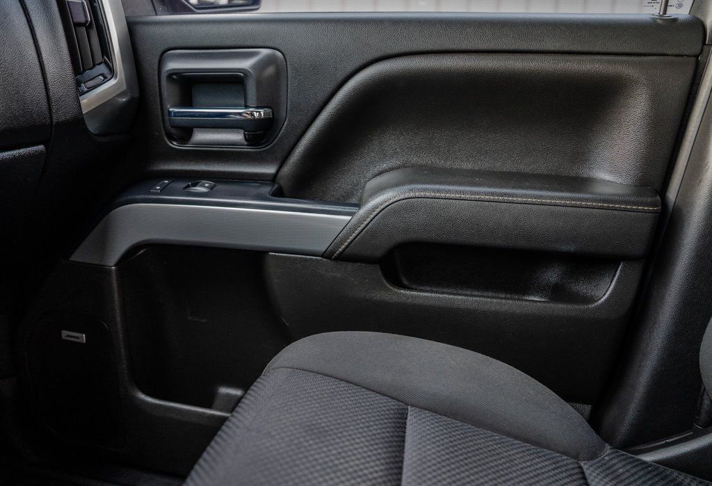 Used 2018 Chevrolet Silverado 1500 LT w/ All Star Edition AWD/4WD image 23