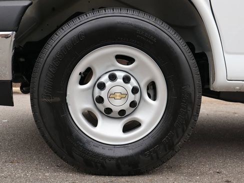 New 2025 Chevrolet Express 2500 w/ Driver Convenience Package image 23