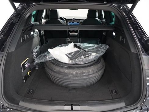 New 2025 Maserati Grecale GT image 32