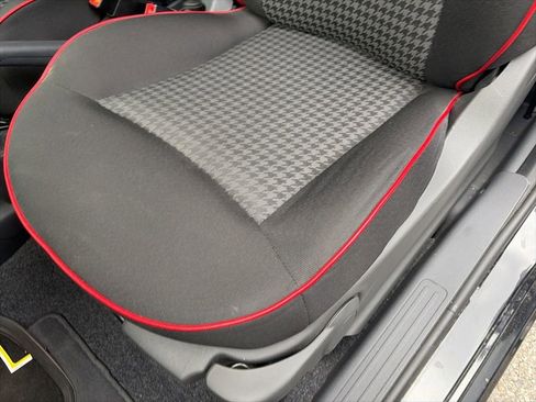 Used 2019 FIAT 500 Pop w/ Popular Equipment Package image 21