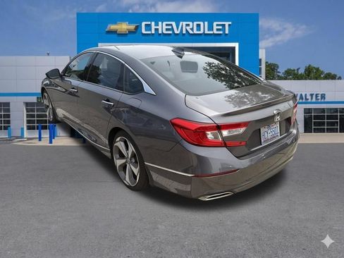 Used 2020 Honda Accord Touring image 11