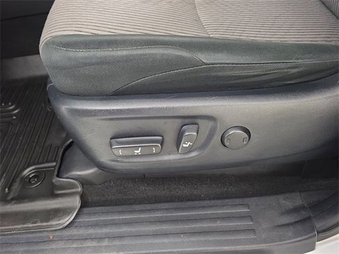 Used 2019 Toyota 4Runner SR5 image 17