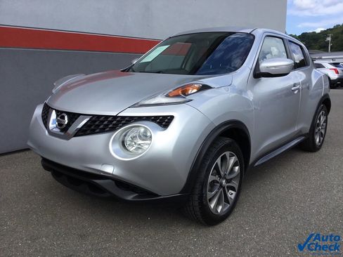 Used 2017 Nissan Juke SV image 5