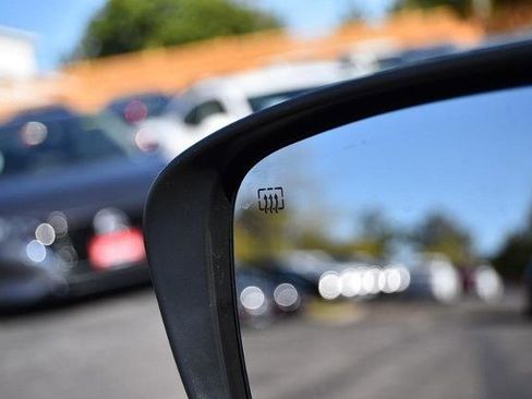 Certified 2024 Nissan Murano SL image 12