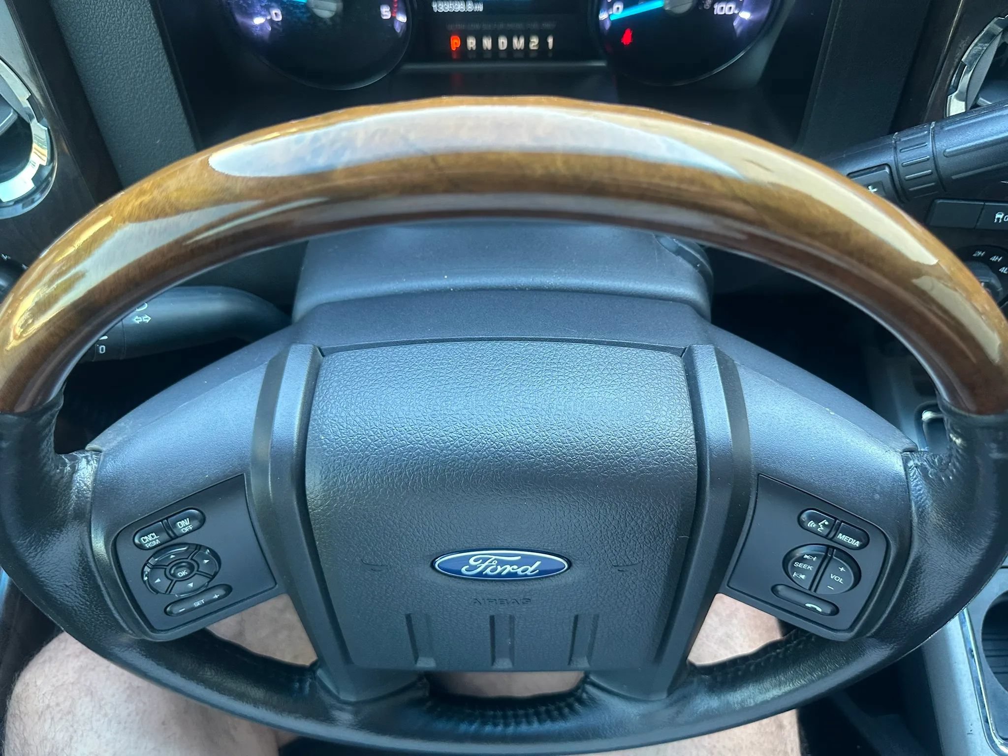 Used 2014 Ford F250 Platinum AWD/4WD image 37