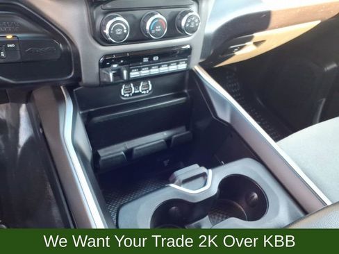 Used 2020 RAM 2500 Big Horn w/ Level 1 Equipment Group AWD/4WD image 17
