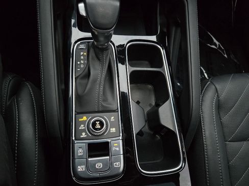 Used 2025 Kia Telluride SX Prestige X-Line image 39