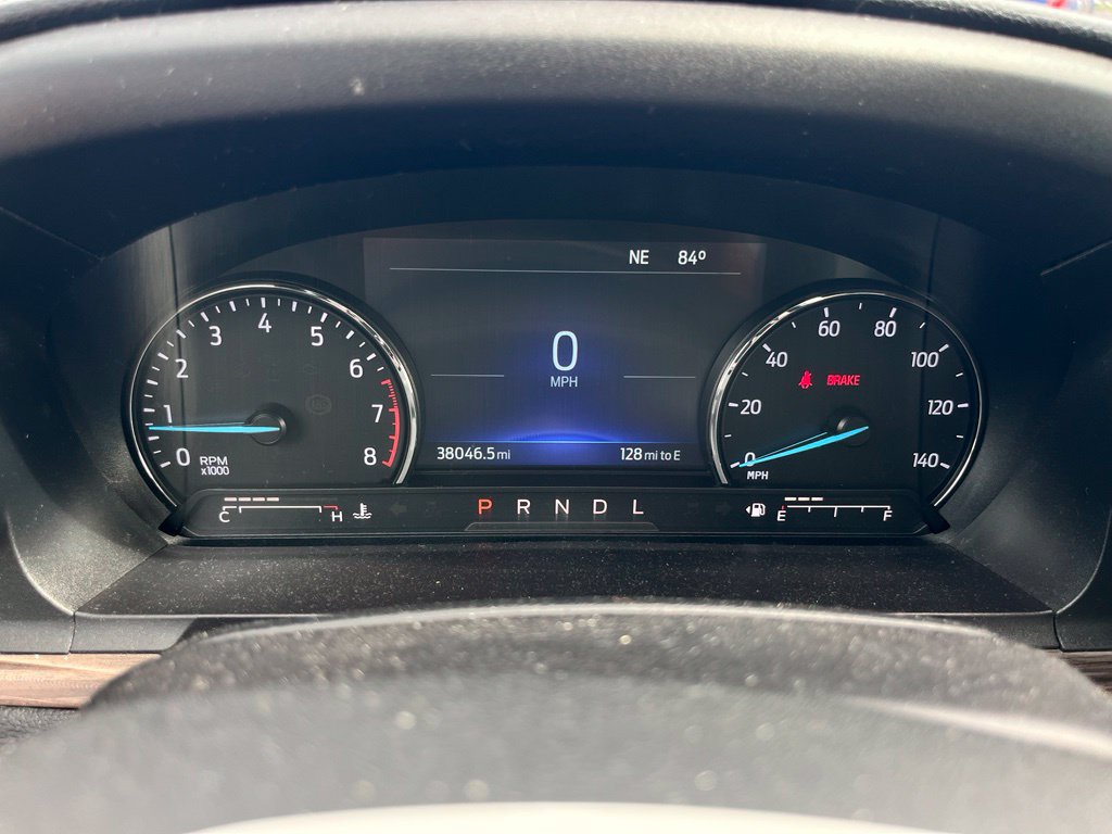 Used 2023 Ford Explorer Limited w/ Limited Technology Package RWD image 10