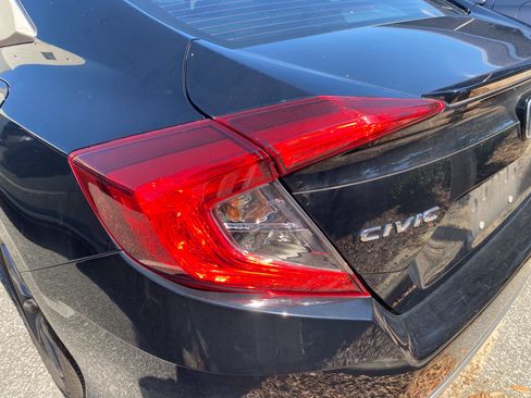 Used 2021 Honda Civic EX image 21