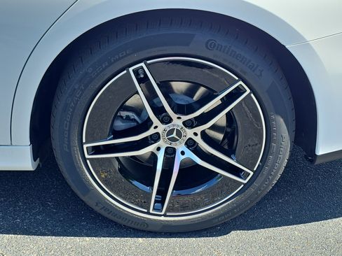 New 2026 Mercedes-Benz E 350 4MATIC Sedan image 33