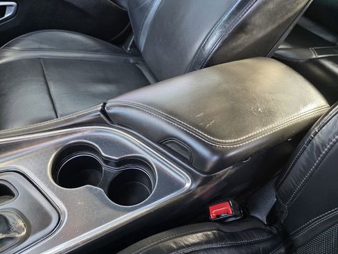 Used 2015 Dodge Challenger SXT Plus w/ Premium Sound Group image 30