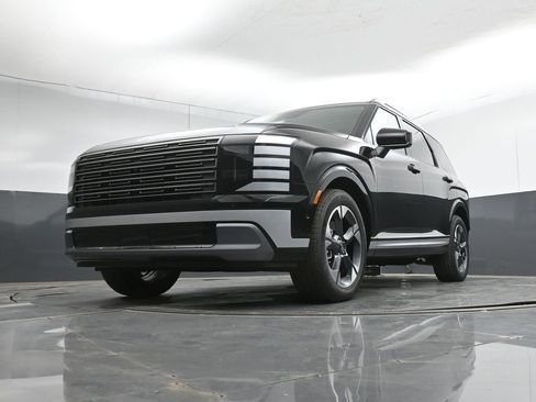 New 2026 Hyundai Palisade Limited FWD image 9