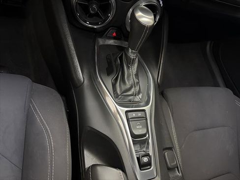 Used 2018 Chevrolet Camaro LT image 17