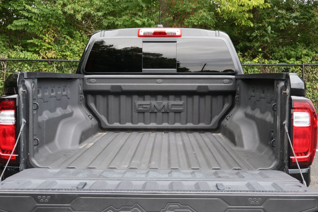 Certified 2025 GMC Canyon Denali AWD/4WD image 52
