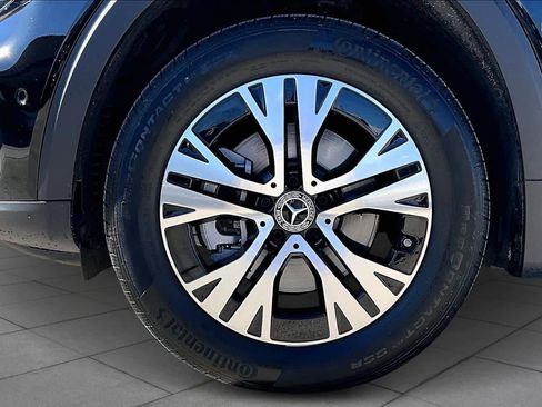 Used 2025 Mercedes-Benz GLB 250 image 10