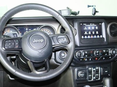 Used 2019 Jeep Wrangler Unlimited Sport S image 20