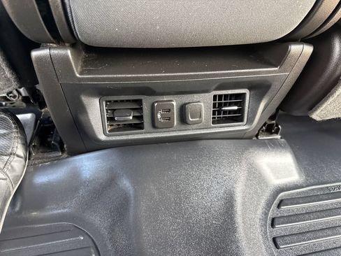 Used 2019 Chevrolet Silverado 1500 RST w/ All-Star Edition AWD/4WD image 17