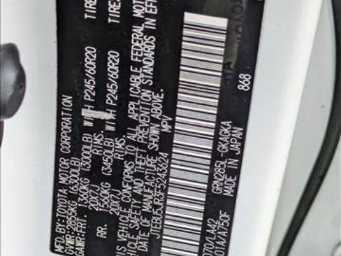 Used 2015 Toyota 4Runner Limited image 28